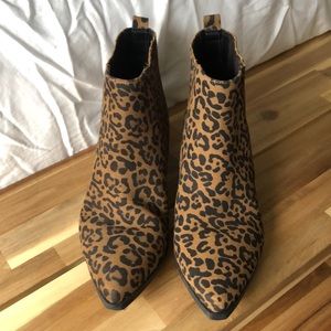 Marc Fisher Boots leopard